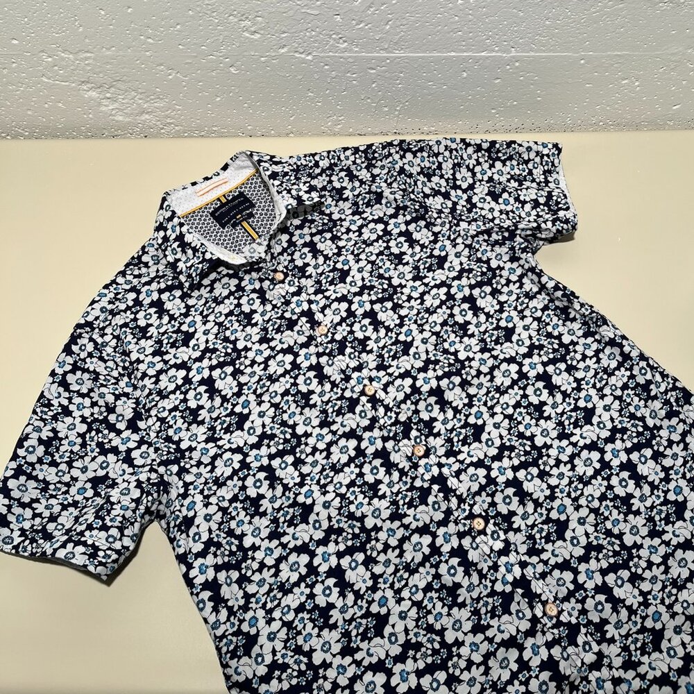 Denim & Flower by Ricky Singh Men's Floral Print Button-Down Shirt